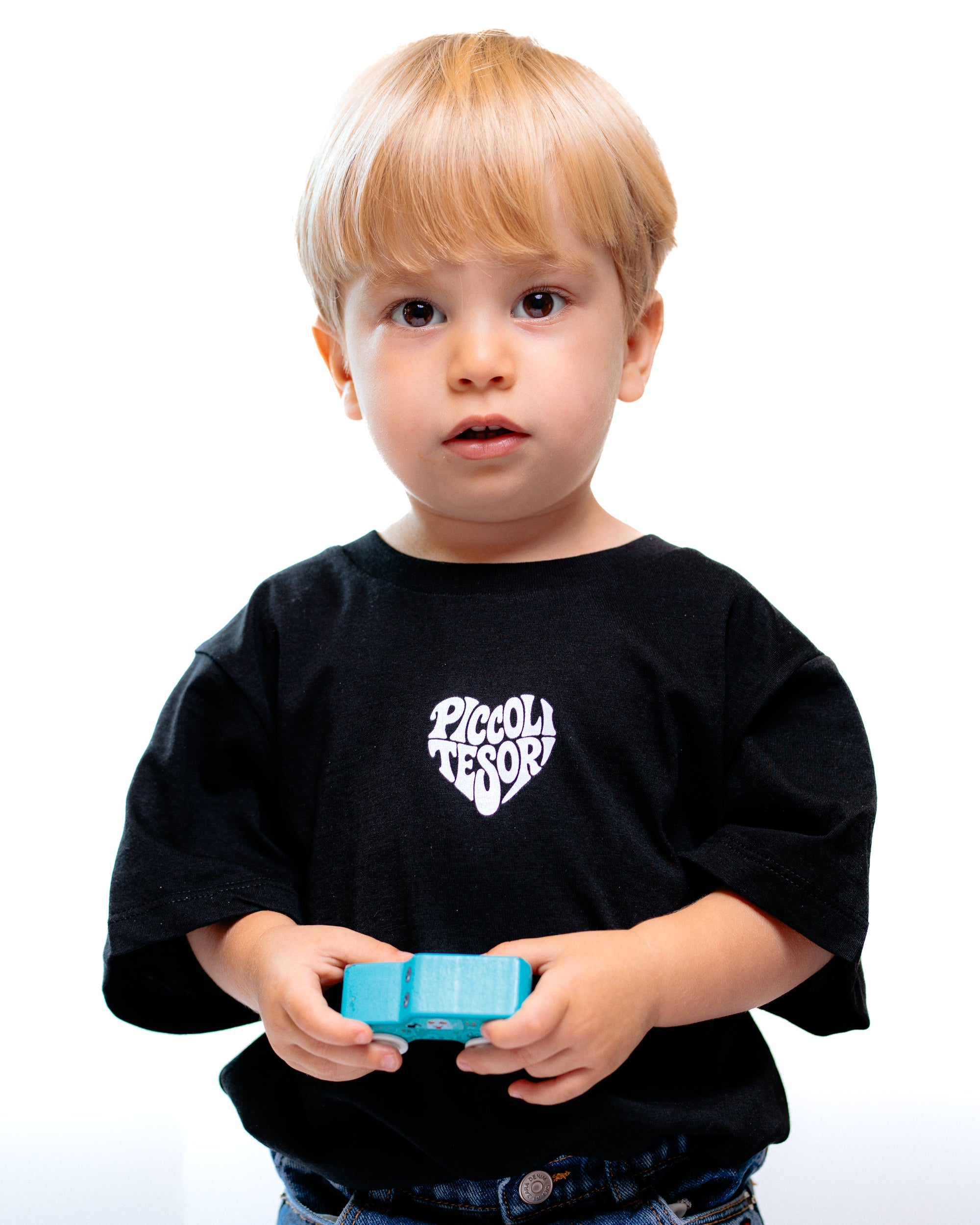 T-shirt black logo white